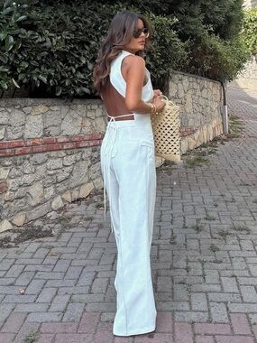 NWT Zara Cream Sleeveless Tie-Front Vest SIZE M 
🚨FIRM PRICE NO DISCOUNT